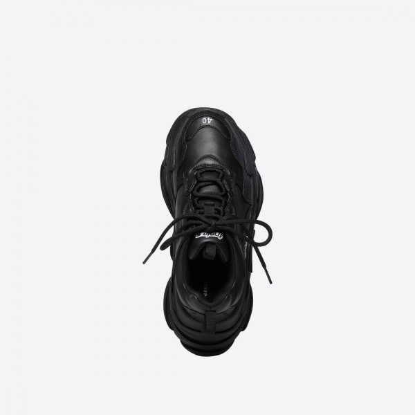 Men's Triple S Sneaker in Black