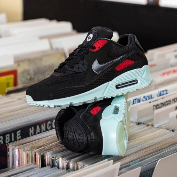 Nike Air Max 90 'Vinyl'