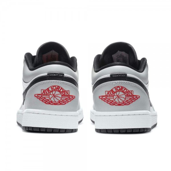 Air Jordan 1 Low “Light Smoke Grey”