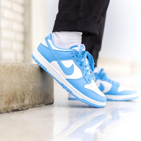 Nike Dunk Low ‘University Blue’