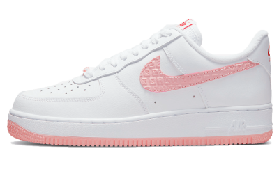 Nike Air Force 1 Low Wmns Valentines Day 2022 DQ9320 100