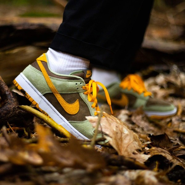 Nike Dunk Low ‘Dusty Olive’