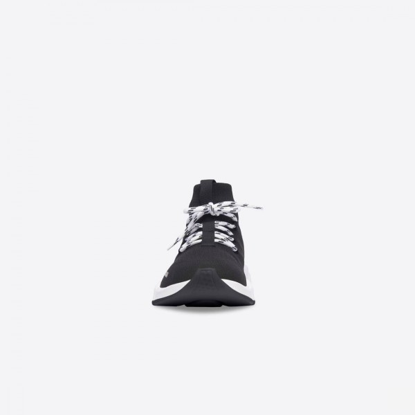 Women's Speed Lace-up Sneaker in Black/white